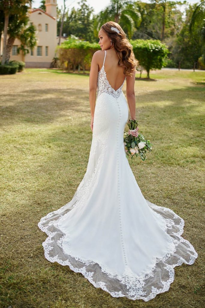 Stella York 7118 Sleek And Sexy Wedding Gown With Shaped Train Taffeta Lace